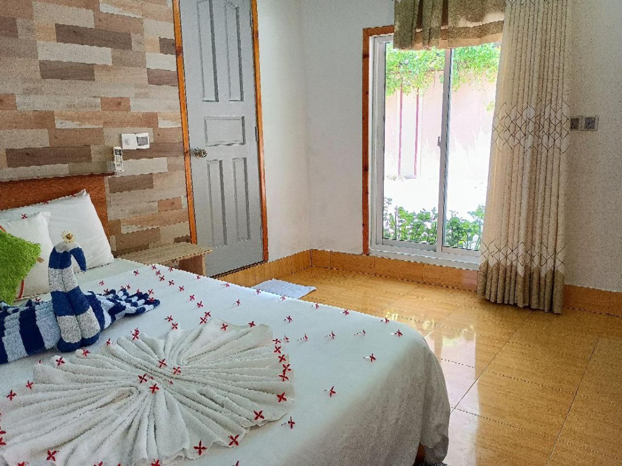 Olhumathi View Inn Ukulhas Buitenkant foto